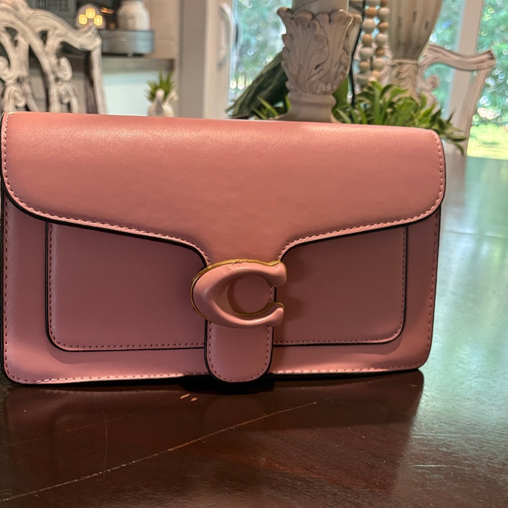Coach Mauve Leather Clutch